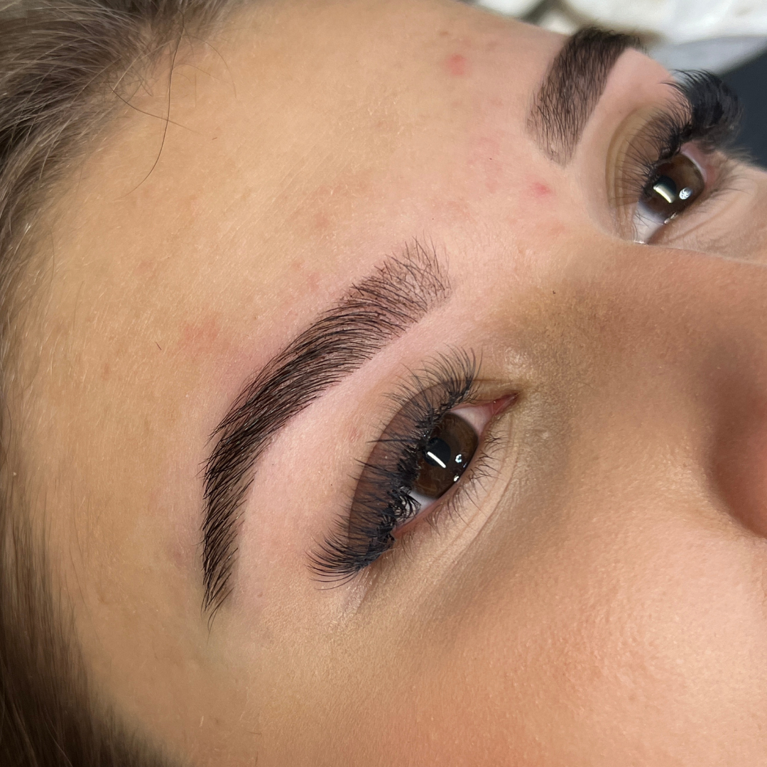 Henna brows